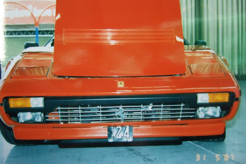 Vic 24 Ferrari