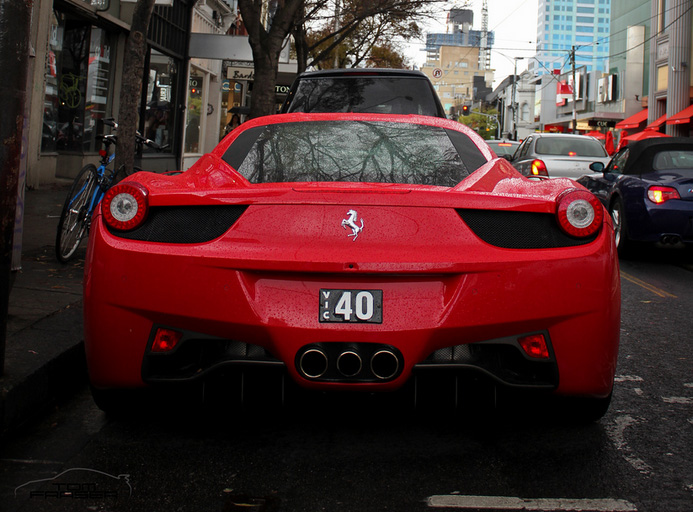 Vic 40 - Ferrari 