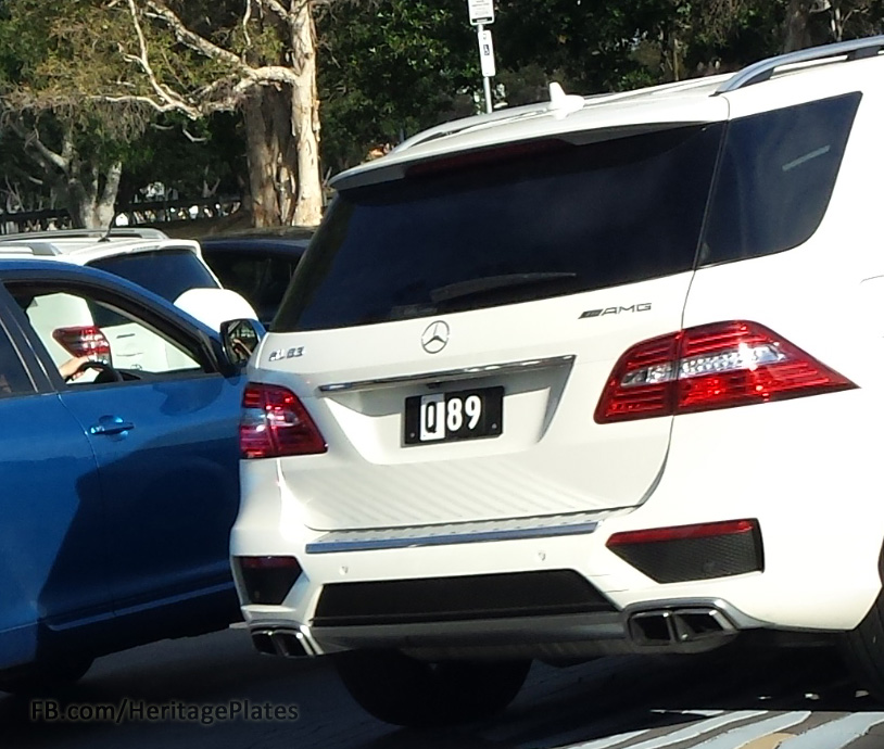 Q89 number plate