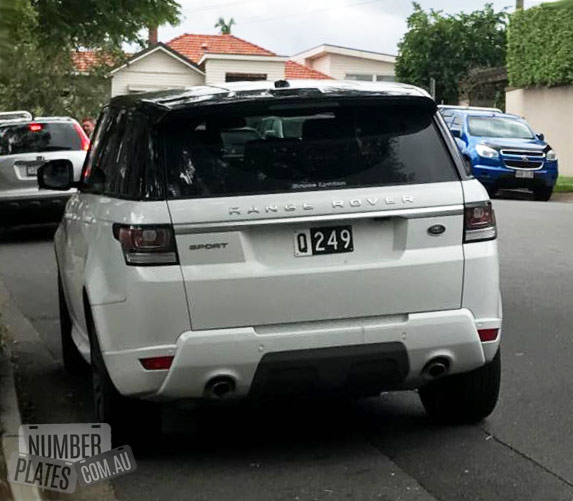 3 Digit Q Plates Heritage Number Plates