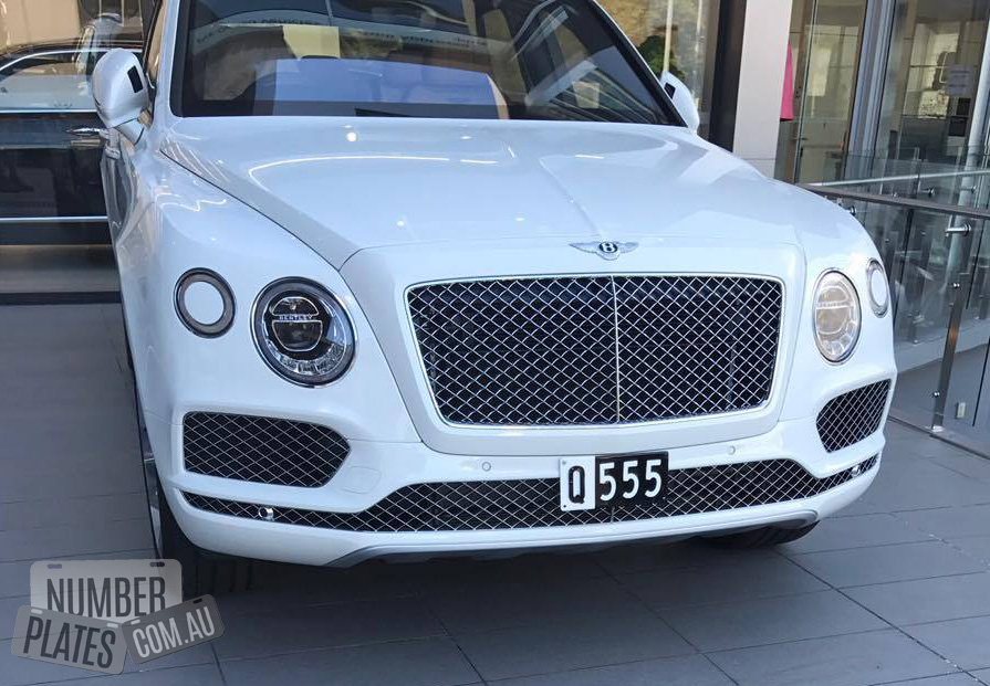 'Q555' on a Bentley Bentayga.