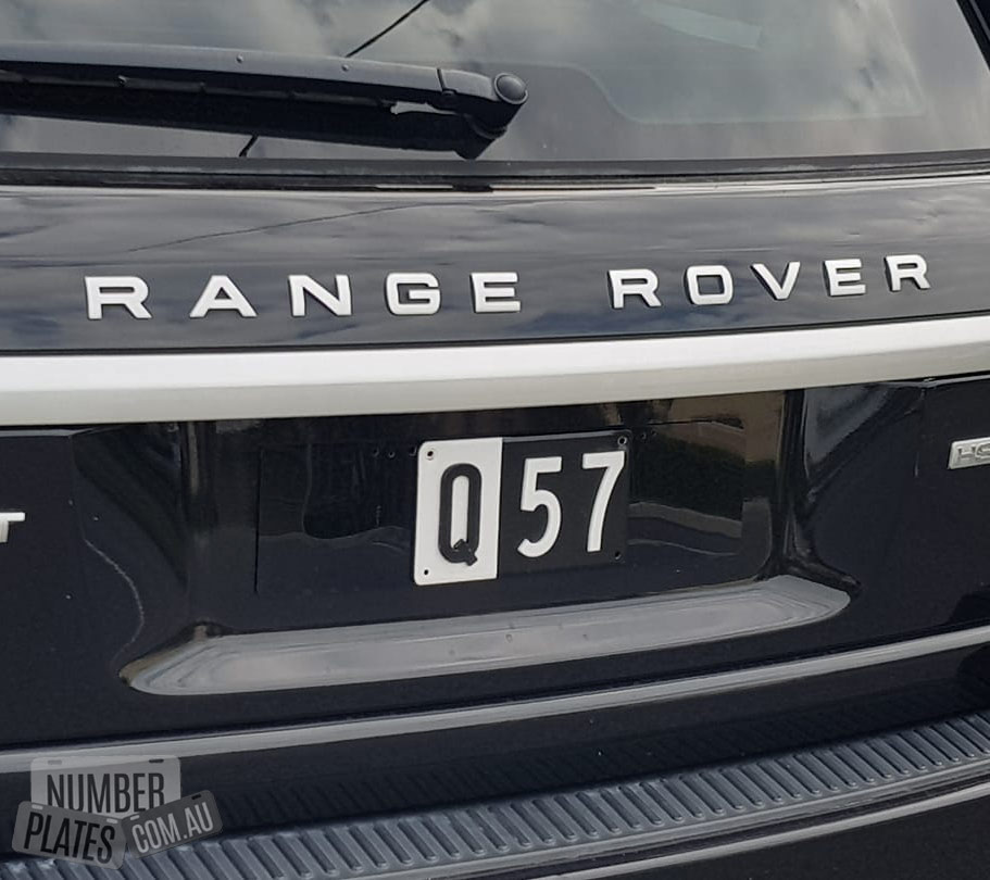 'Q57' on a Range Rover Sport.